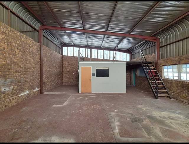 145M² WAREHOUSE TO LET IN WADEVILLE